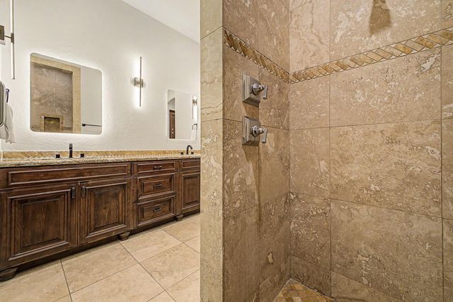 7262 E Woodsage Lane, Scottsdale, AZ 85258