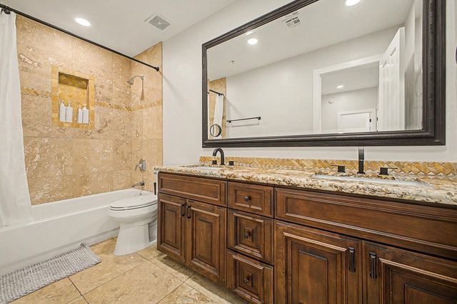 7262 E Woodsage Lane, Scottsdale, AZ 85258