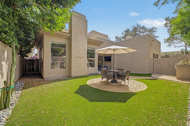 7262 E Woodsage Lane, Scottsdale, AZ 85258