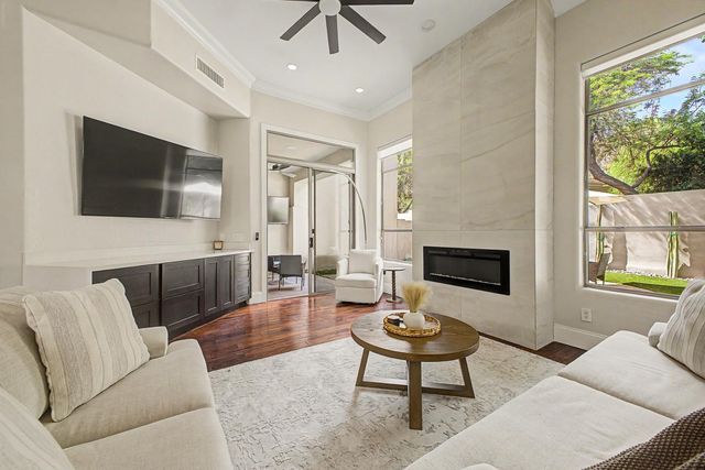 7262 E Woodsage Lane, Scottsdale, AZ 85258