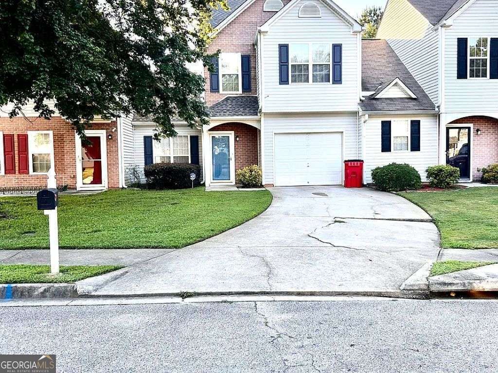 6701 Teresa Lane, Rex, GA 30273