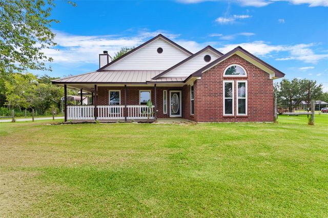 7460 Commander Roland Drive, Hitchcock, TX 77563