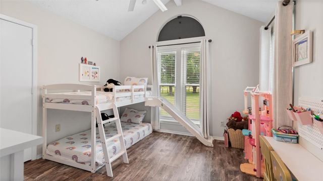 7460 Commander Roland Drive, Hitchcock, TX 77563