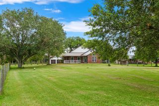 7460 Commander Roland Drive, Hitchcock, TX 77563