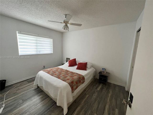 2236 N Cypress Bend Dr 207, Pompano Beach, FL 33069