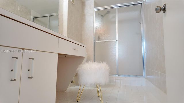 2236 N Cypress Bend Dr 207, Pompano Beach, FL 33069