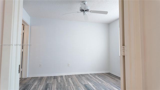 2236 N Cypress Bend Dr 207, Pompano Beach, FL 33069