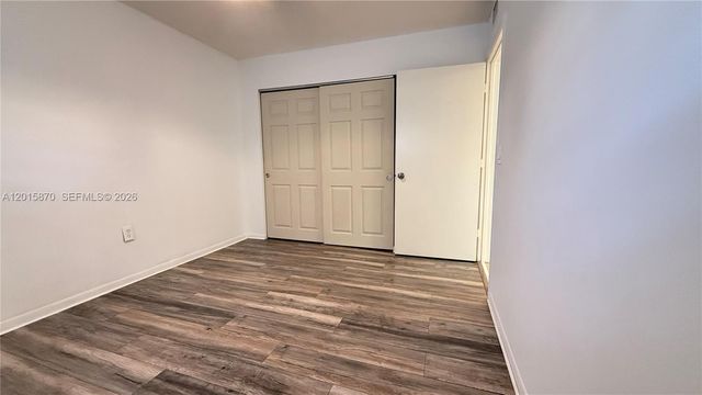 2236 N Cypress Bend Dr 207, Pompano Beach, FL 33069
