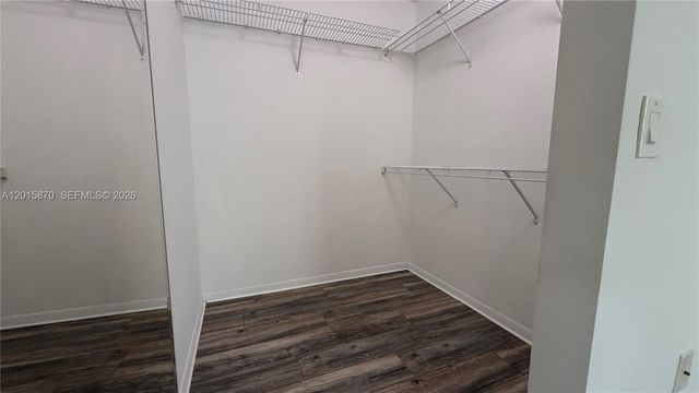 2236 N Cypress Bend Dr 207, Pompano Beach, FL 33069