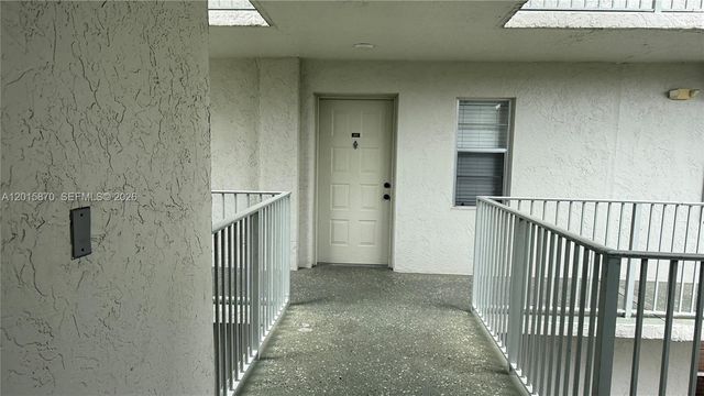 2236 N Cypress Bend Dr 207, Pompano Beach, FL 33069