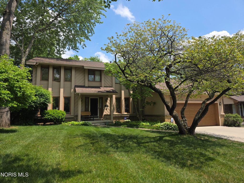 4338 Weldwood Lane, Sylvania, OH 43560