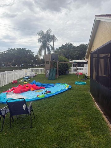 8520 Tourmaline Boulevard, Boynton Beach, FL 33472