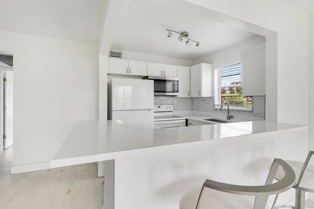 288 Northampton O, West Palm Beach, FL 33417