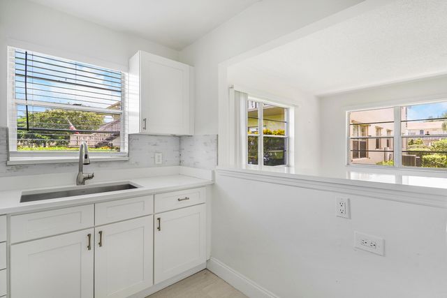 288 Northampton O, West Palm Beach, FL 33417