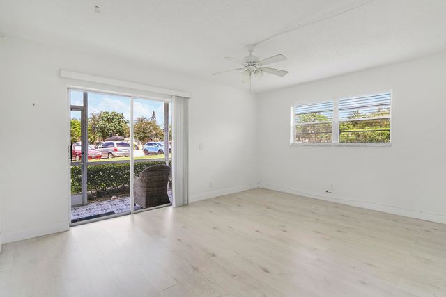 288 Northampton O, West Palm Beach, FL 33417