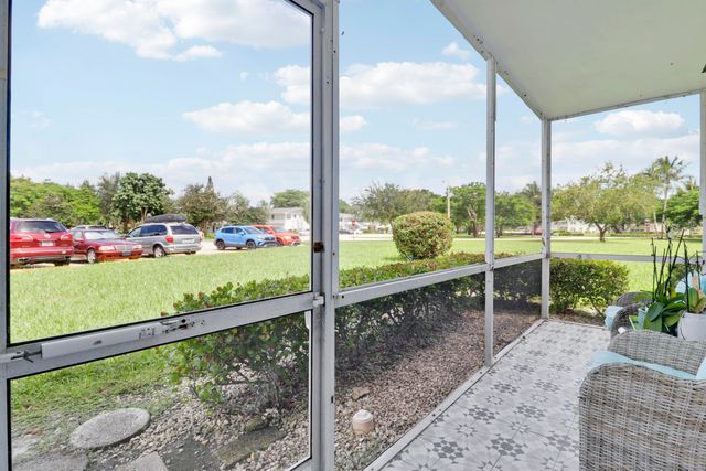 288 Northampton O, West Palm Beach, FL 33417