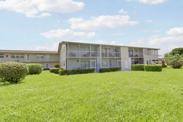 288 Northampton O, West Palm Beach, FL 33417