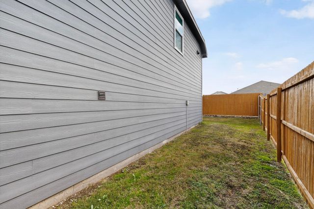 9206 Marilyn Place, Dallas, TX 75227