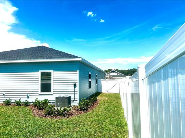 4473 NW 14 LOOP, Ocala, FL 34482