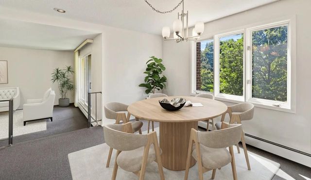 3412 Oak Ridge Road 206, Minnetonka, MN 55305