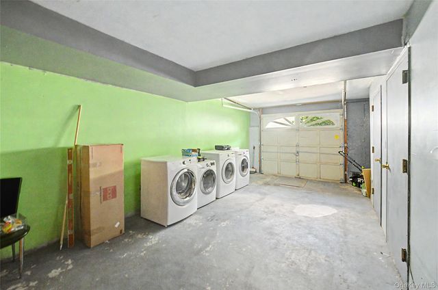 94 Greaves Avenue, Staten Island, NY 10308