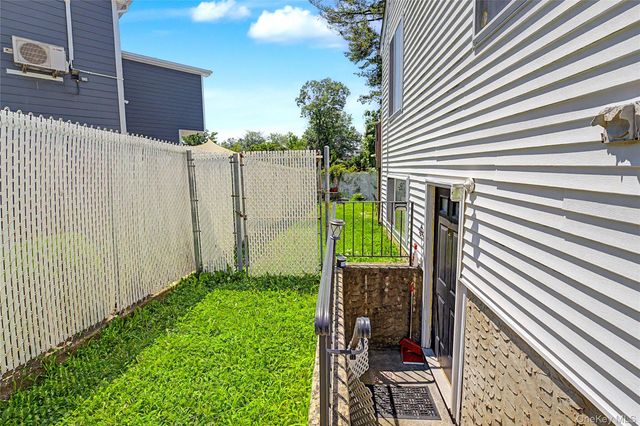 94 Greaves Avenue, Staten Island, NY 10308