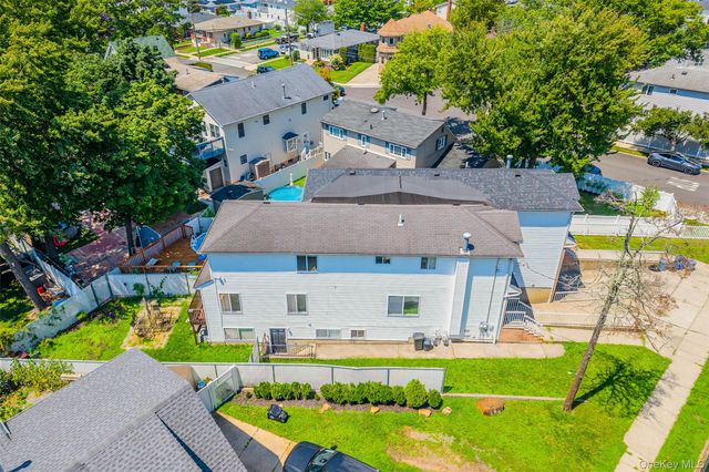 94 Greaves Avenue, Staten Island, NY 10308