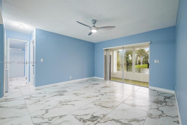 236 Lake Dora Drive 236, West Palm Beach, FL 33411