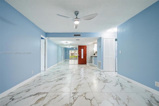 236 Lake Dora Drive 236, West Palm Beach, FL 33411