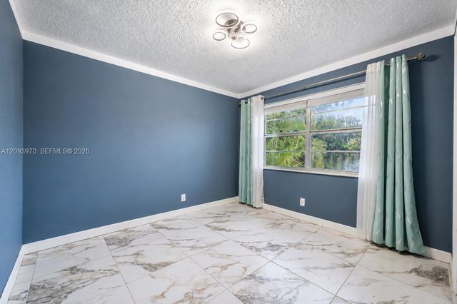 236 Lake Dora Drive 236, West Palm Beach, FL 33411