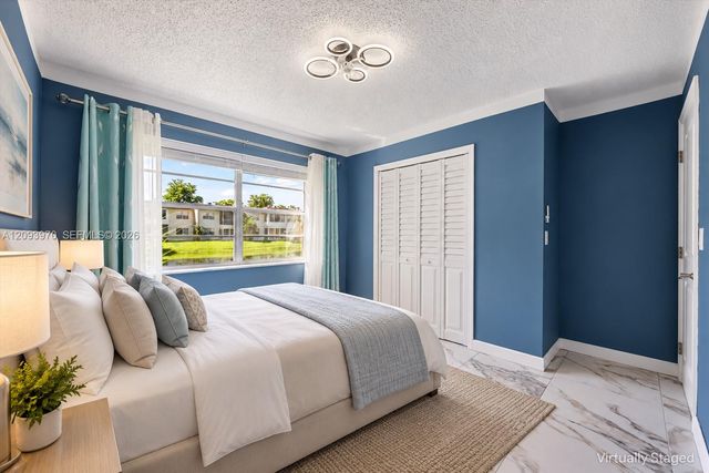 236 Lake Dora Drive 236, West Palm Beach, FL 33411