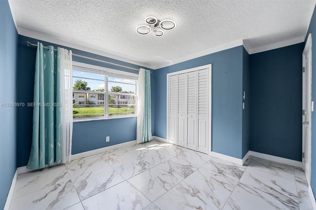 236 Lake Dora Drive 236, West Palm Beach, FL 33411