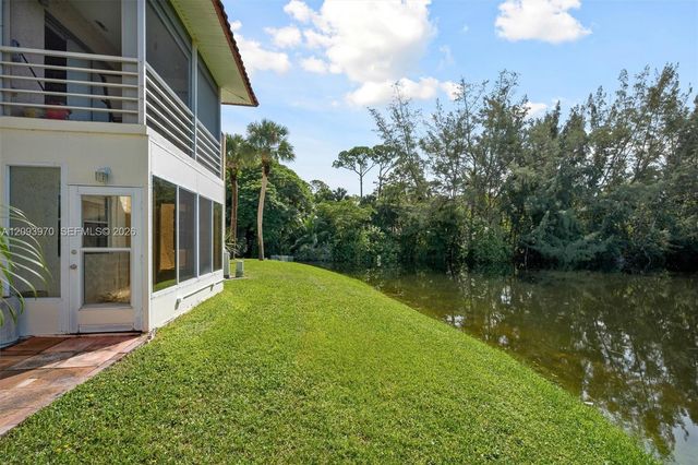 236 Lake Dora Drive 236, West Palm Beach, FL 33411