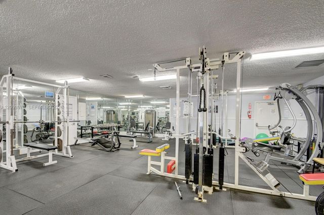 236 Lake Dora Drive 236, West Palm Beach, FL 33411