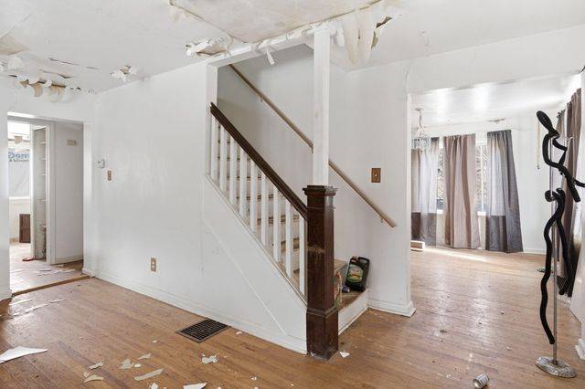 26300 Shiawassee Street, Southfield City, MI 48033