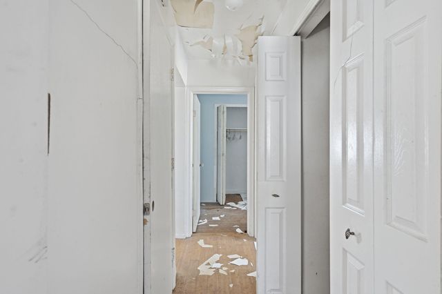 26300 Shiawassee Street, Southfield City, MI 48033