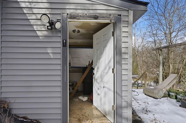 26300 Shiawassee Street, Southfield City, MI 48033