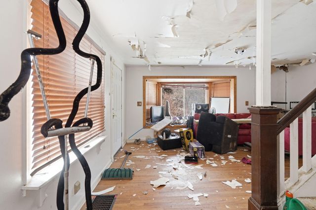 26300 Shiawassee Street, Southfield City, MI 48033