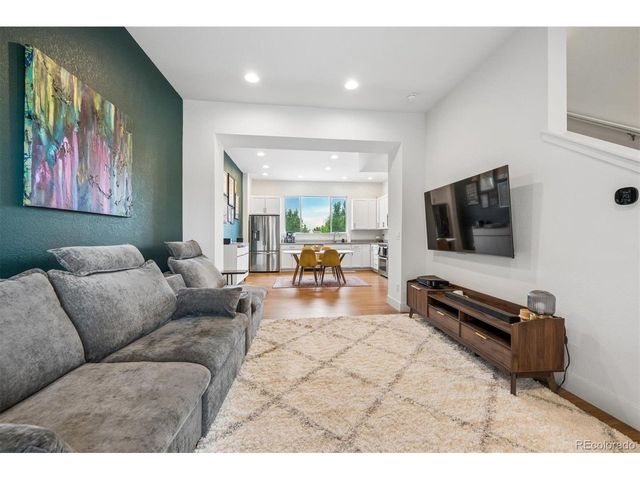 7846 W 43rd Cir, Wheat Ridge, CO 80033