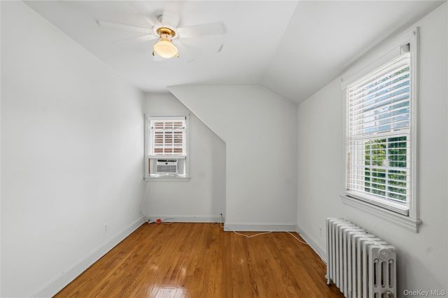 19 Chestnut Street, Glen Cove, NY 11542