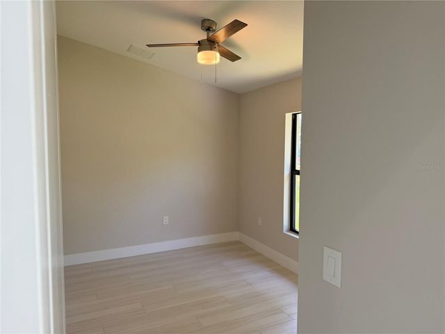 23367 MAYVILLE AVENUE, Punta Gorda, FL 33980