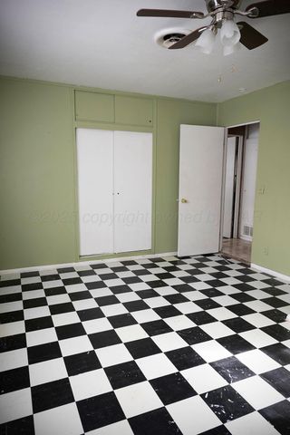 414 Oak Avenue, Dumas, TX 79029