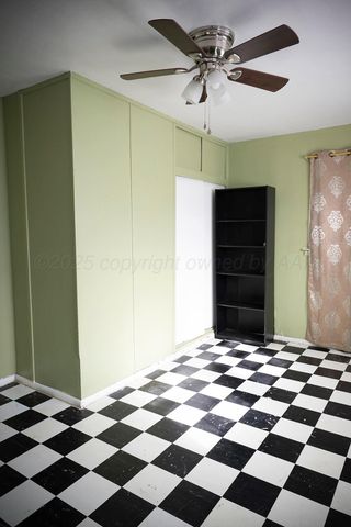 414 Oak Avenue, Dumas, TX 79029