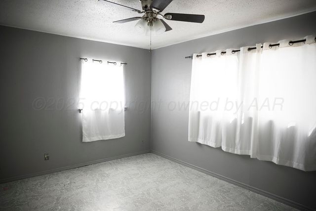 414 Oak Avenue, Dumas, TX 79029