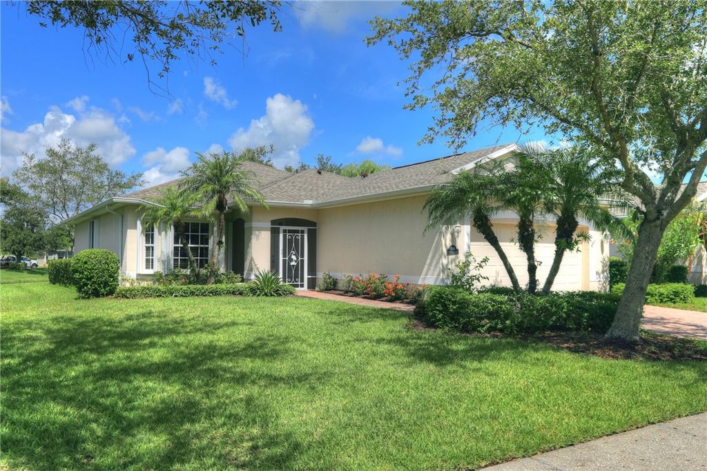 3194 Ashford Square, Vero Beach, FL 32966