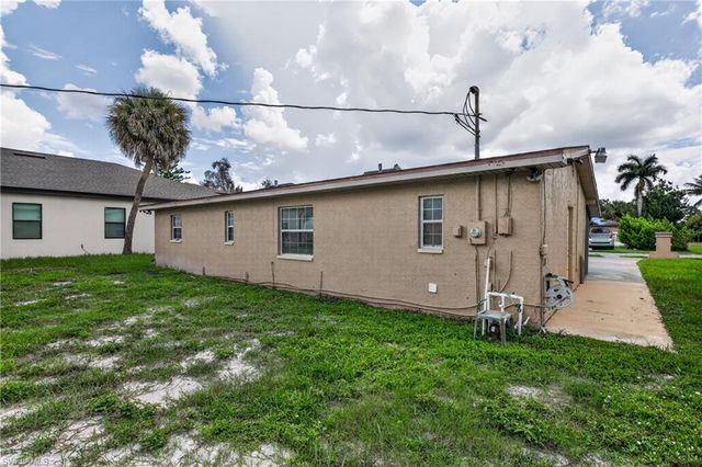 2238 Towles ST, Fort Myers, FL 33916