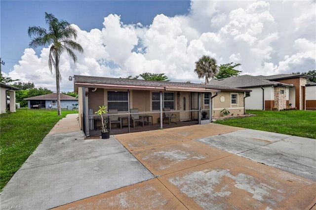 2238 Towles ST, Fort Myers, FL 33916