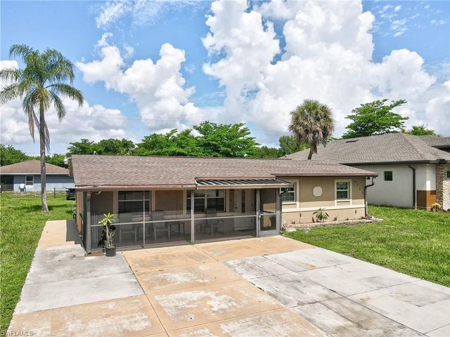 2238 Towles ST, Fort Myers, FL 33916