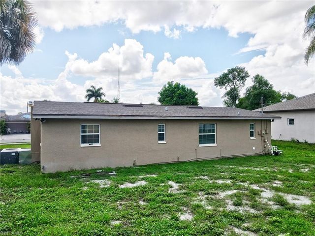 2238 Towles ST, Fort Myers, FL 33916
