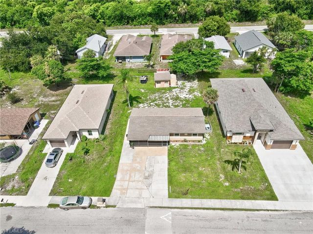 2238 Towles ST, Fort Myers, FL 33916